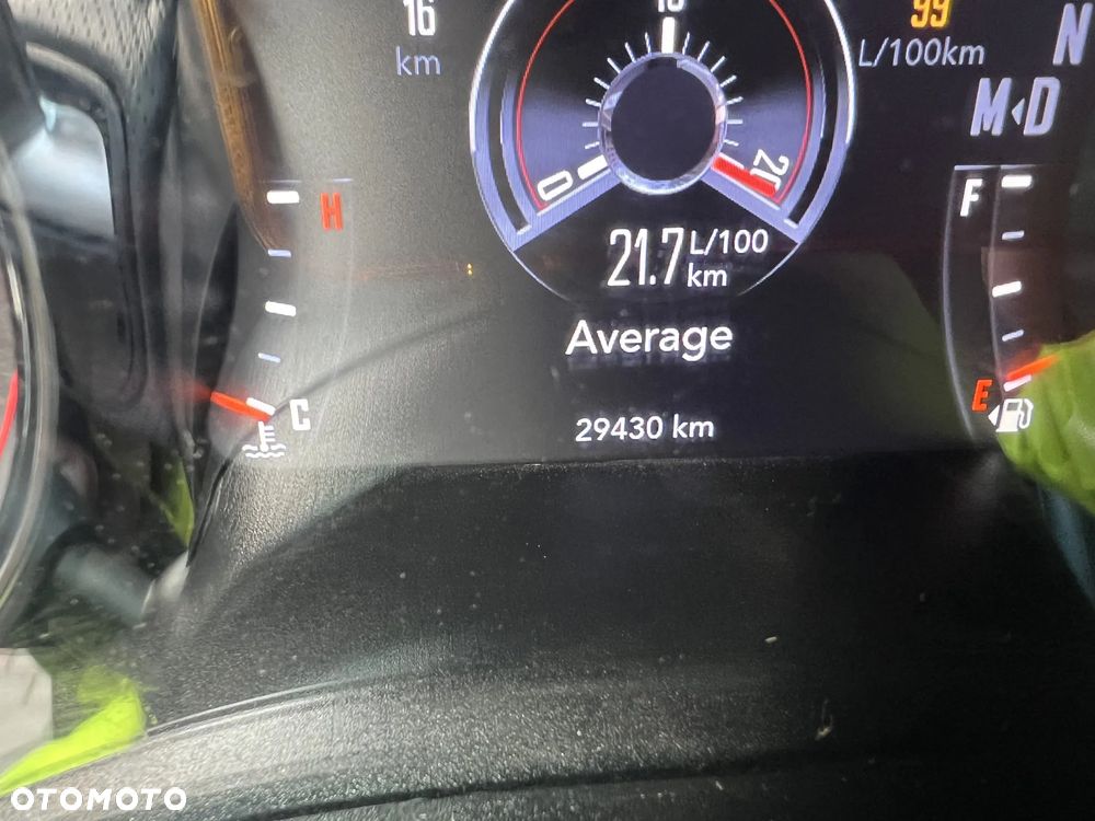 Dodge Challenger - 16