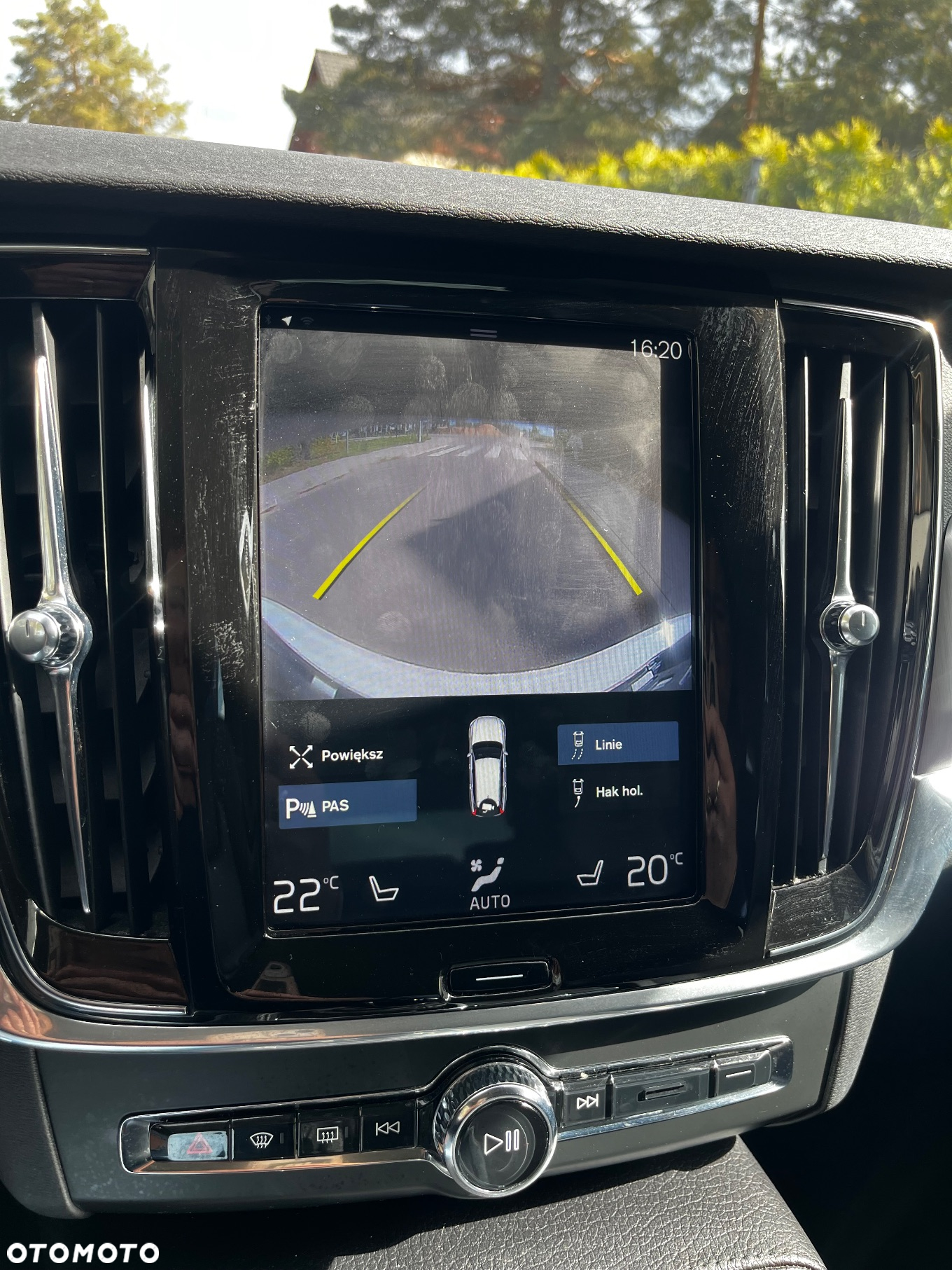 Volvo V90 D4 AWD Geartronic Momentum - 32