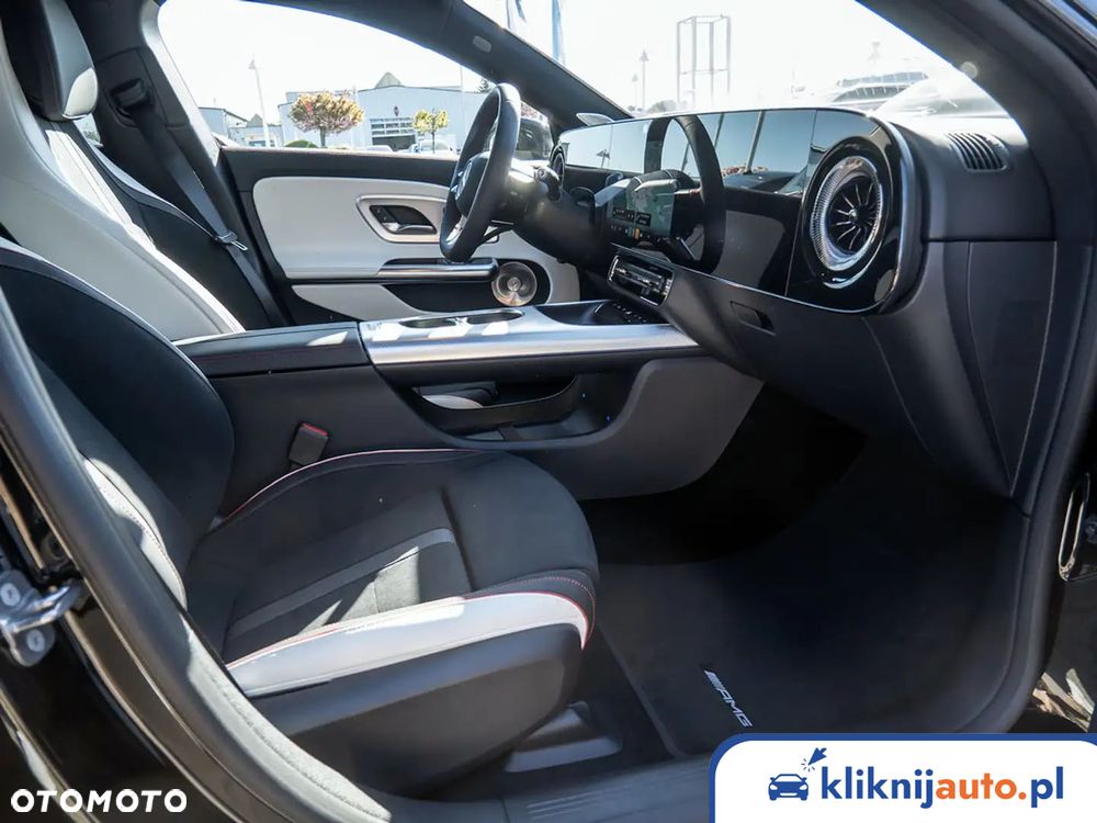 Mercedes-Benz CLA 200 AMG Line 7G-DCT - 12