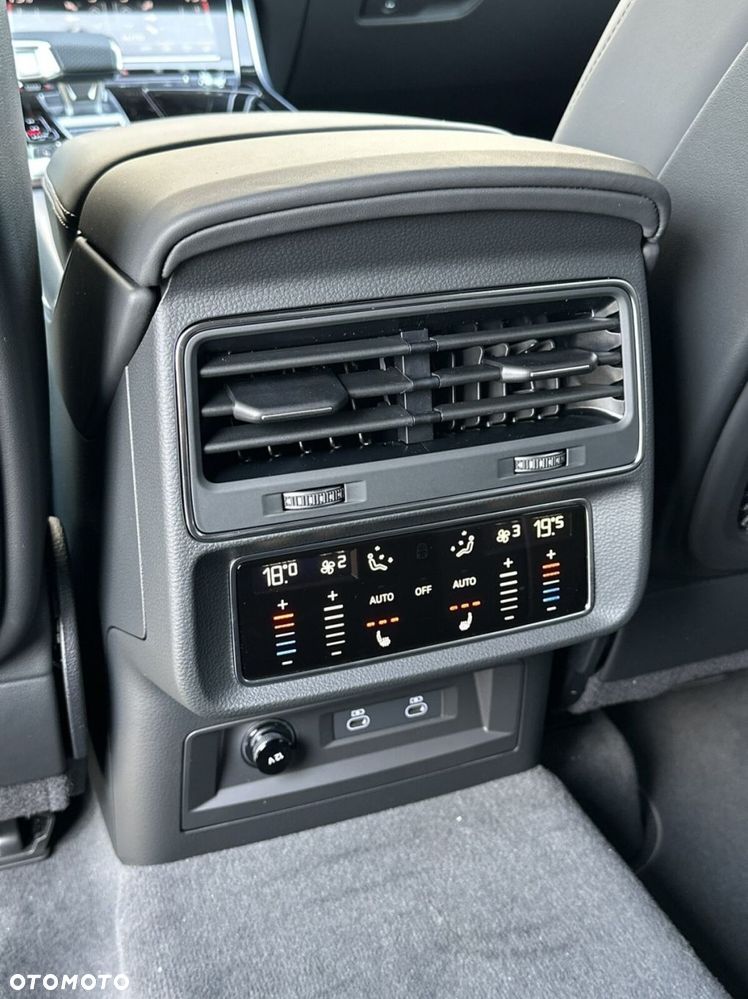 Audi SQ8 - 24