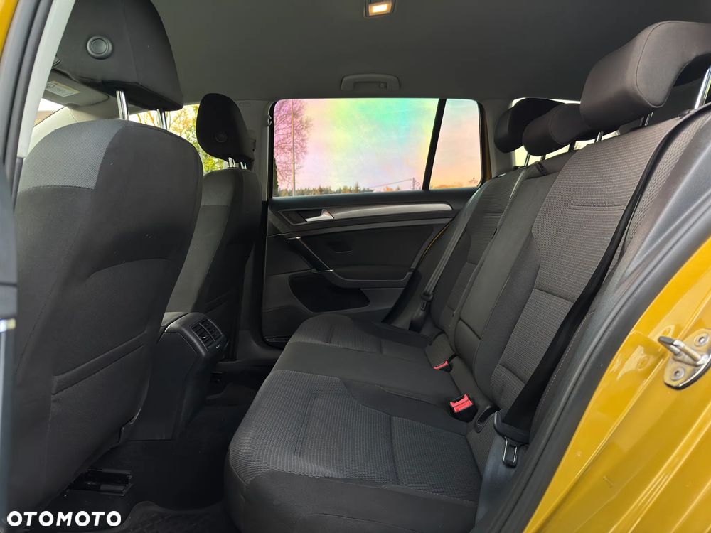 Volkswagen Golf 1.4 TSI BMT Comfortline - 21