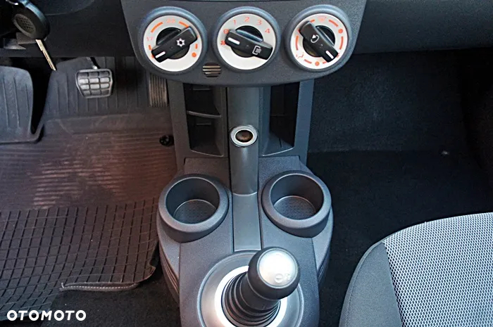 Mitsubishi Colt 1.3 Automatik Intense - 23