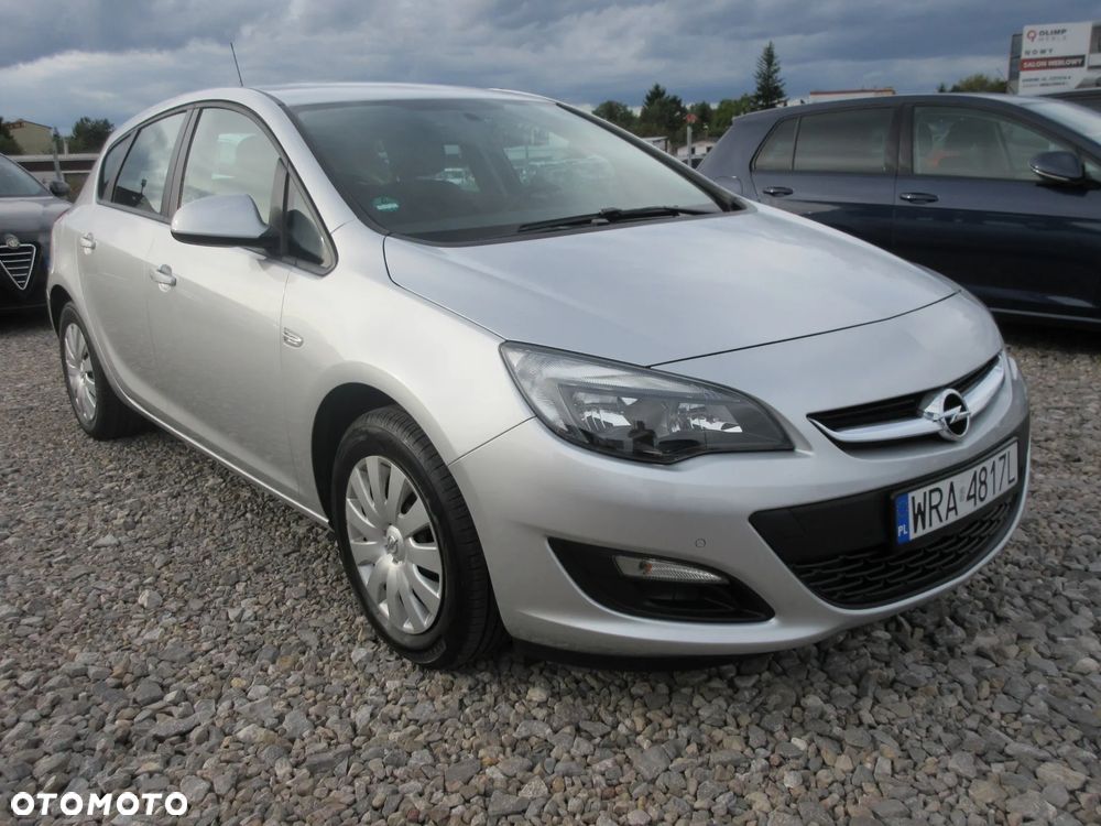 Opel Astra 1.6 Cosmo - 3