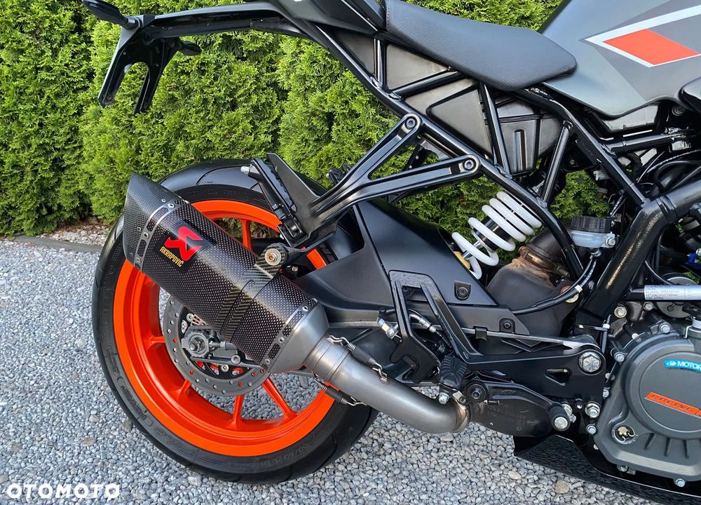 KTM RC 125 - 20