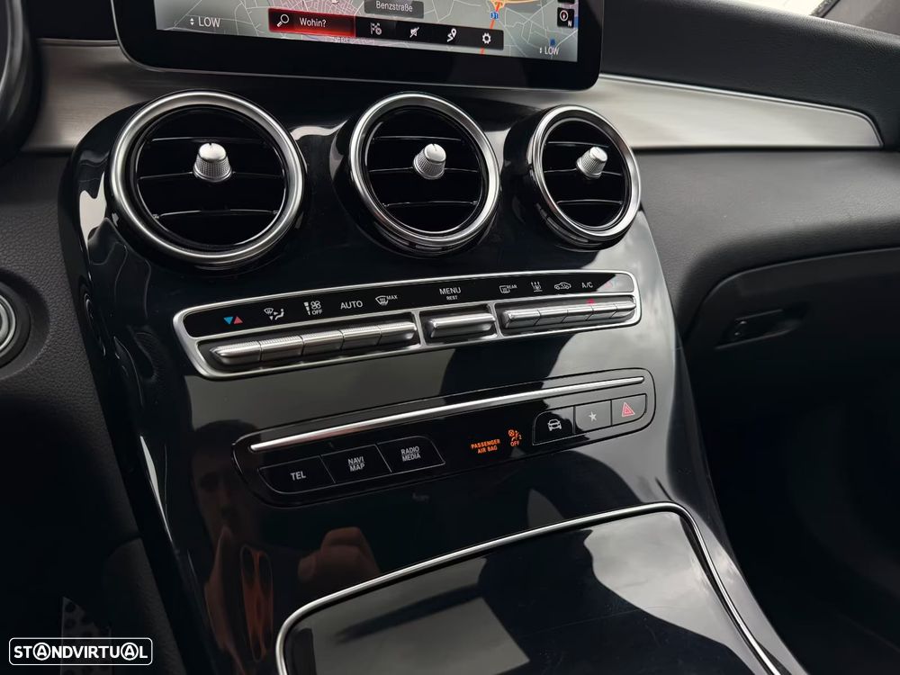 Mercedes-Benz GLC 300 de Coupe 4Matic 9G-TRONIC AMG Line - 16