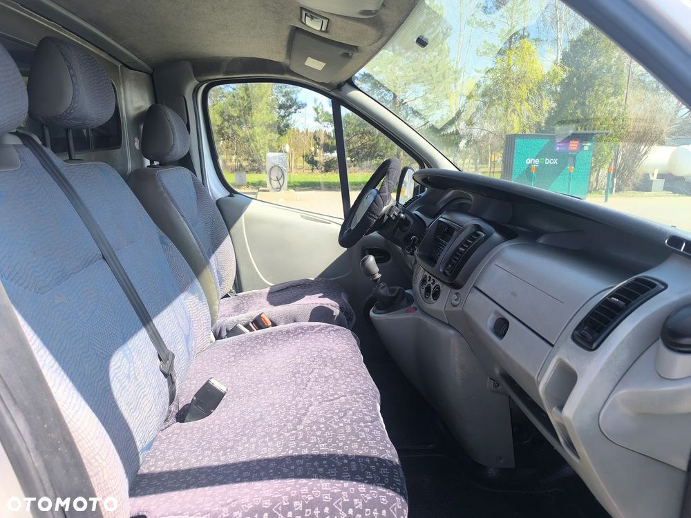 Renault trafic - 5