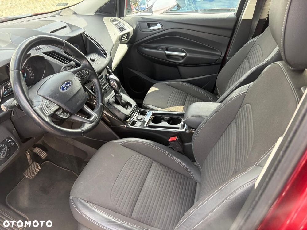 Ford Kuga - 3