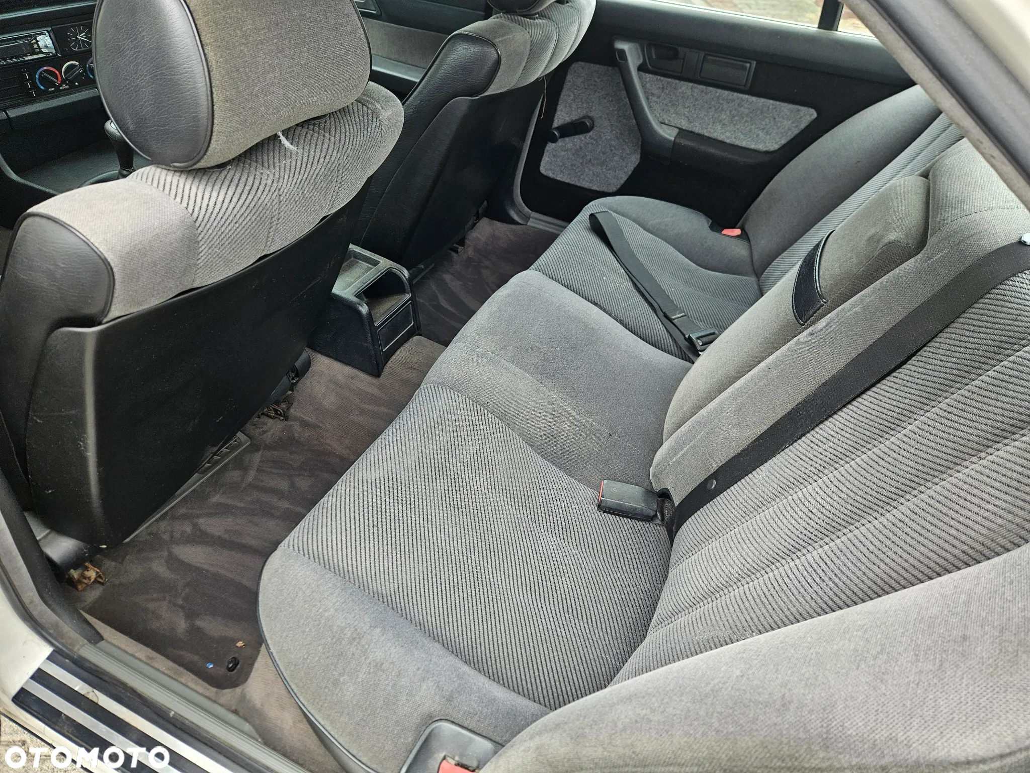 BMW Seria 5 520i - 12