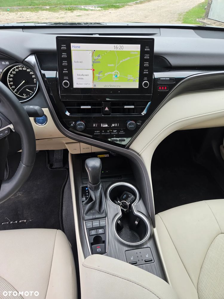 Toyota Camry 2.5 Hybrid Prestige CVT - 12