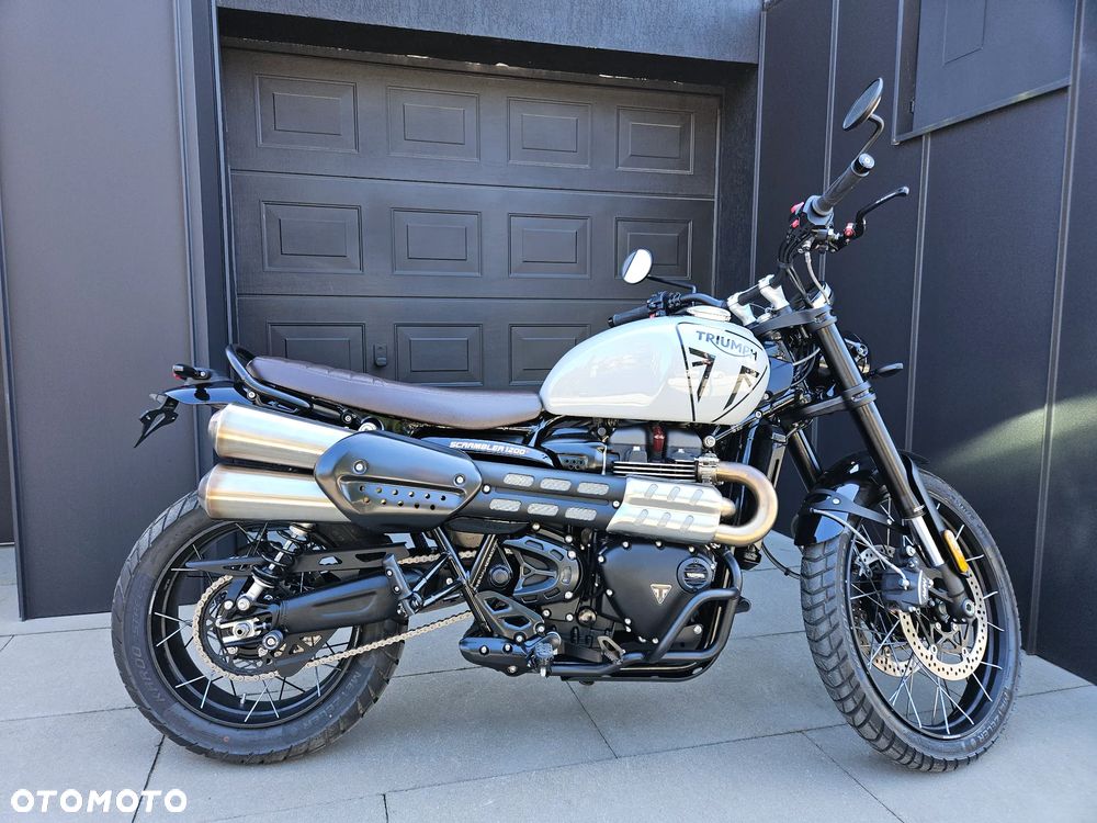 Triumph Scrambler - 1