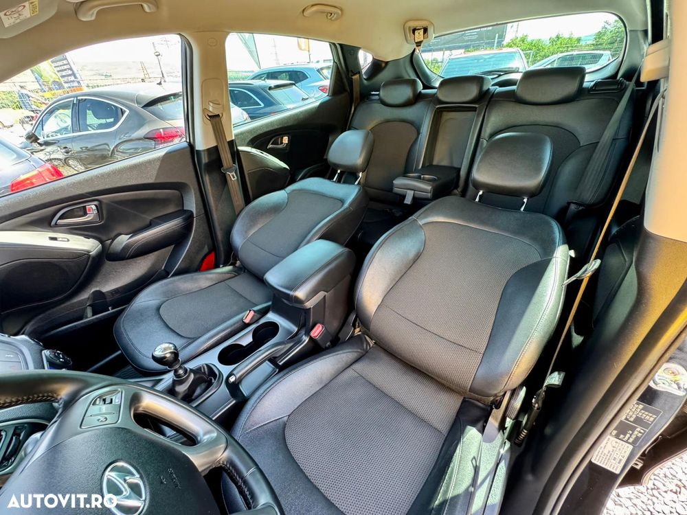 Hyundai ix35 2.0 CRDI 4WD Comfort - 14