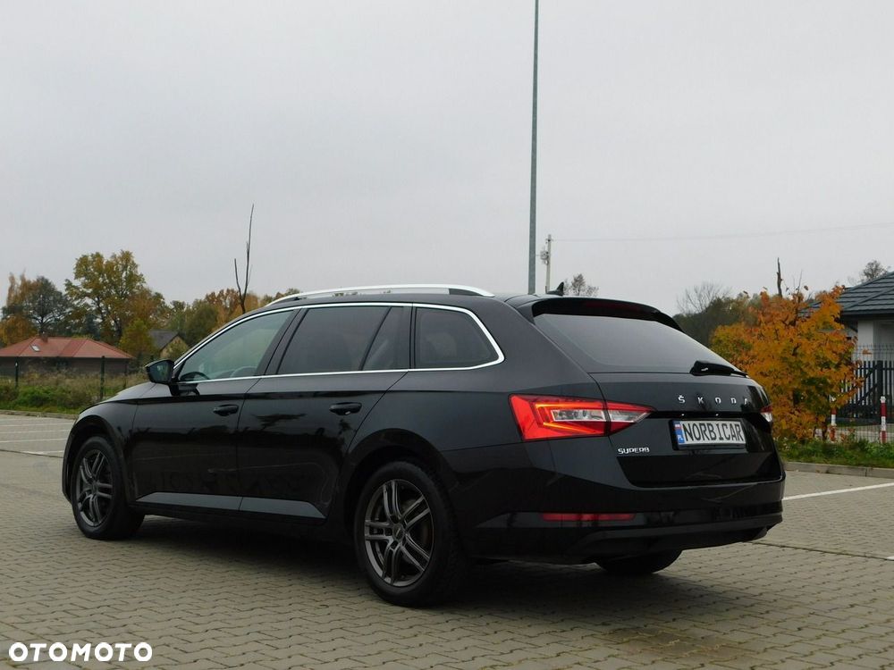 Skoda Superb 2.0 TDI Style DSG7 - 5