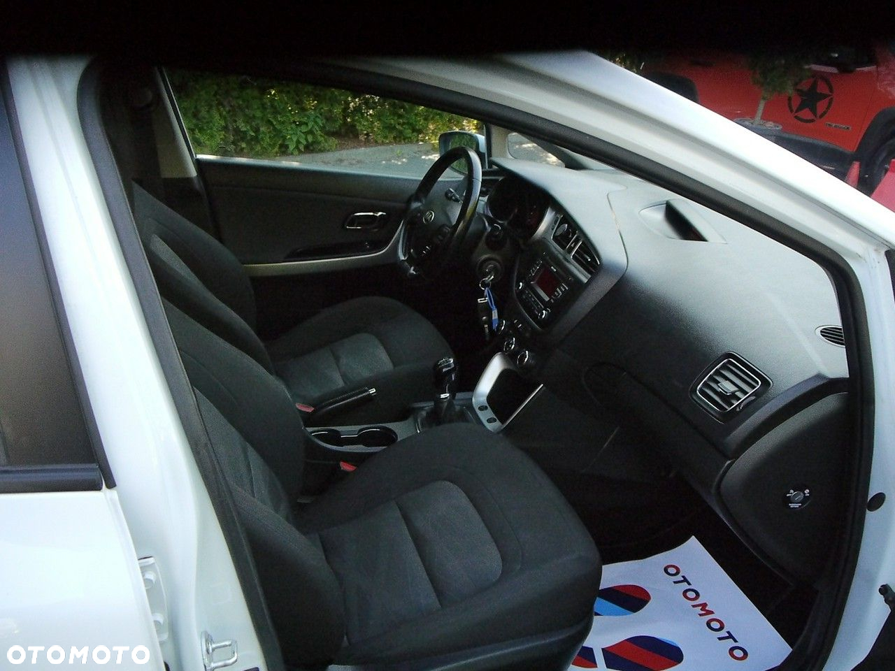 Kia Ceed 1.6 GDI Spirit - 23