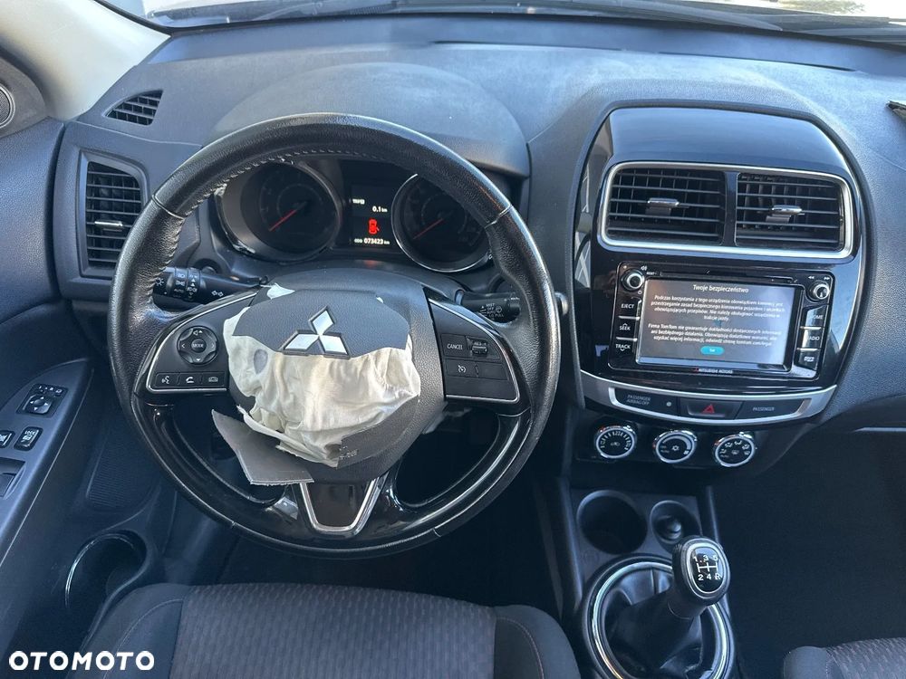 Mitsubishi ASX 1.6 Invite - 18