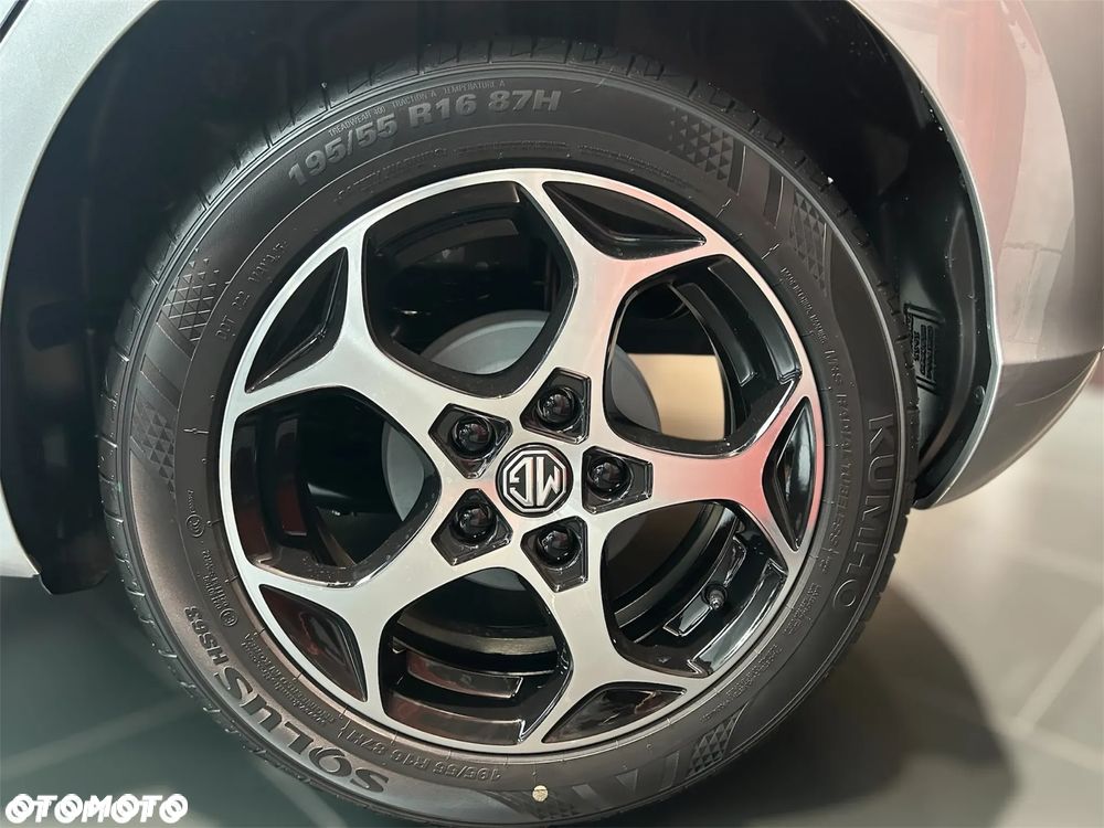 MG MG3 1.5 Excite - 12