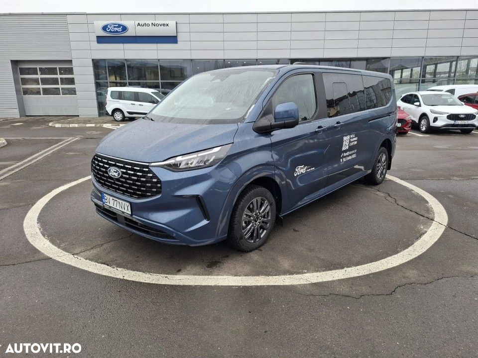 Ford Tourneo Custom - 1