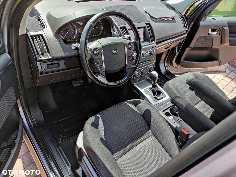 Land Rover Freelander SD4 HSE Luxury - 16