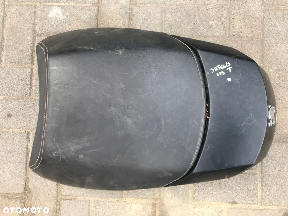 Siedzenie fotel kanapa tył Peugeot Satelis 125  06-12r - 4