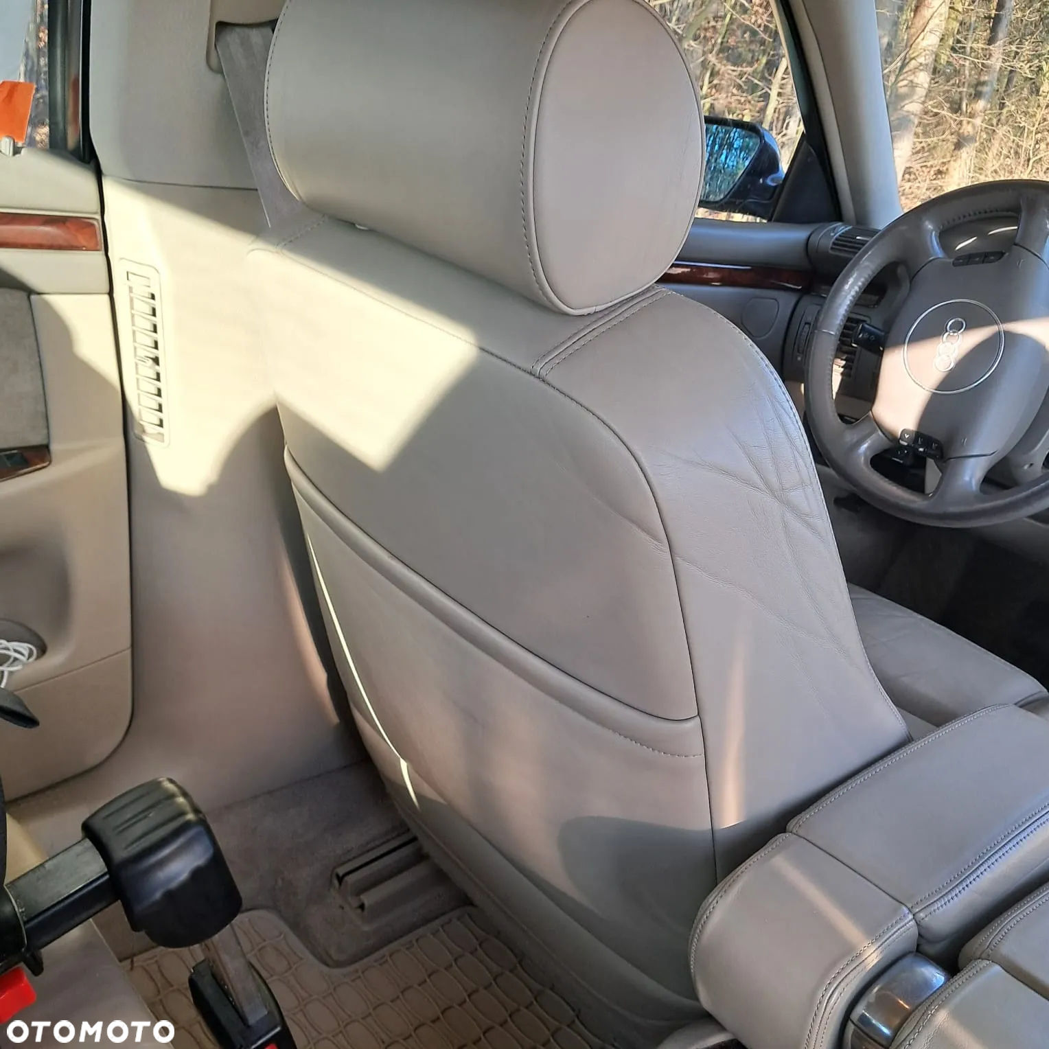 Audi A8 4.2 Quattro - 33