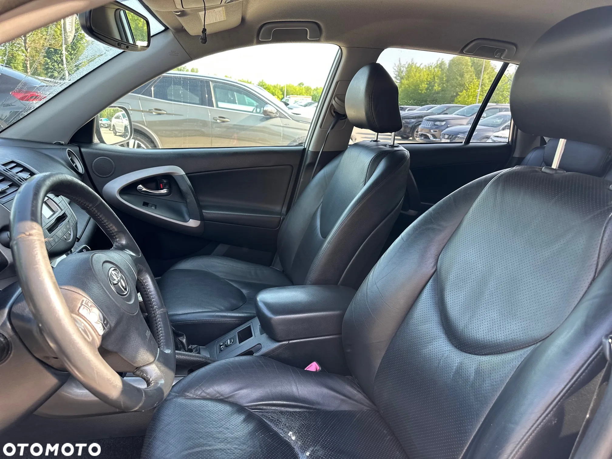 Toyota RAV4 - 14
