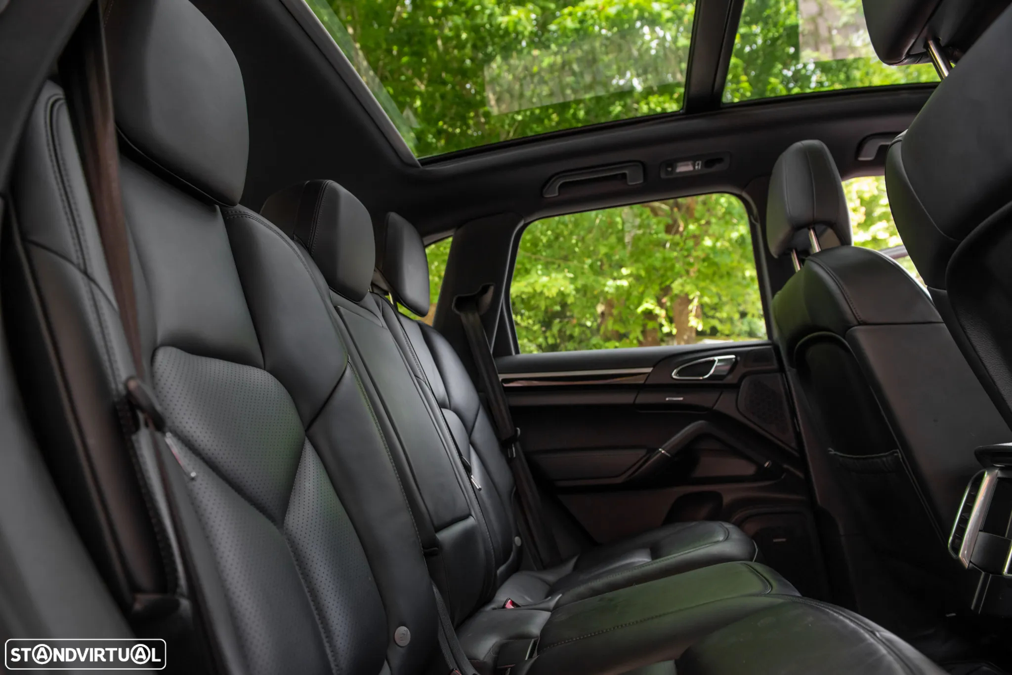 Porsche Cayenne S Hybrid - 11