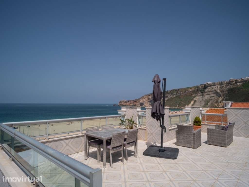 Apartamento T2 com Rooftop e Vista de 360º na Melhor Localização da... - Grande imagem: 2/44