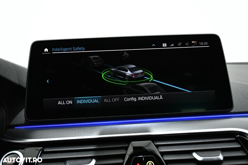 BMW Seria 5 530d Aut. M Sport Edition - 11