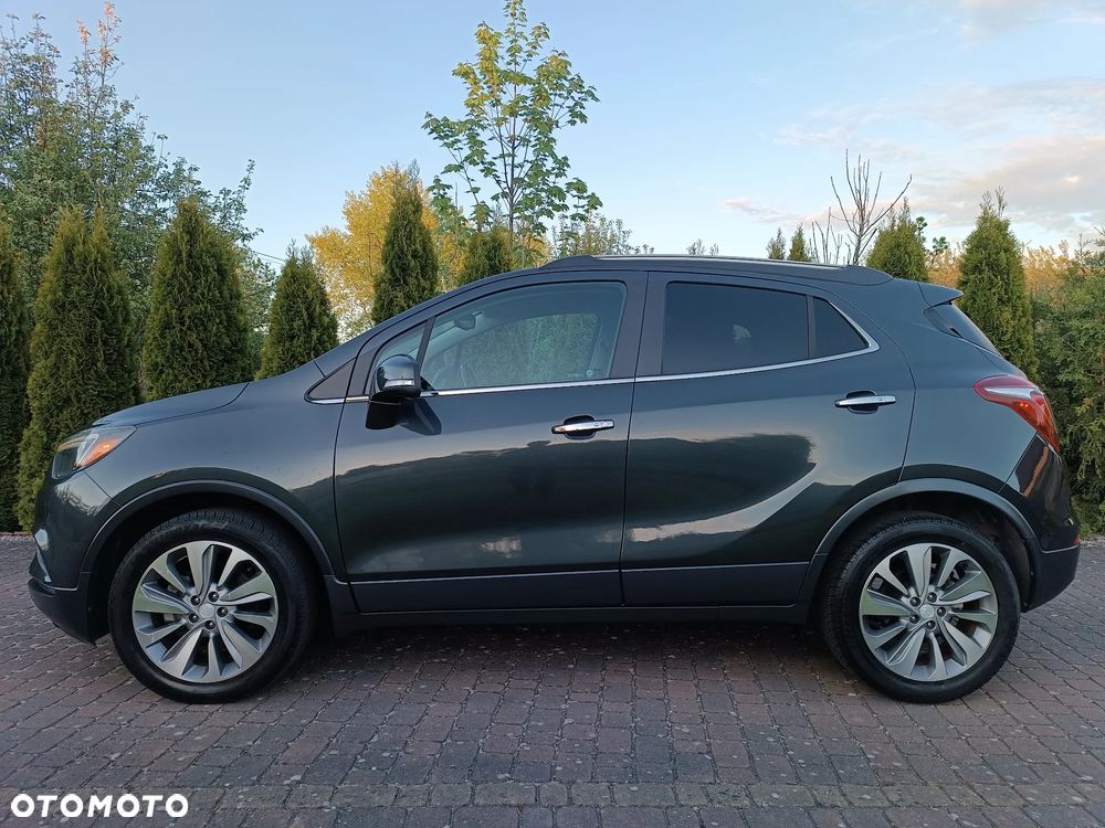 Buick Encore - 2