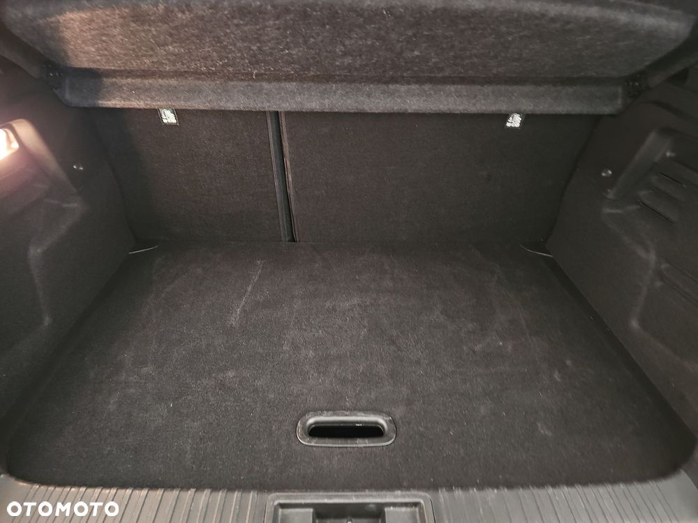 Renault Captur 1.0 TCe Techno - 28