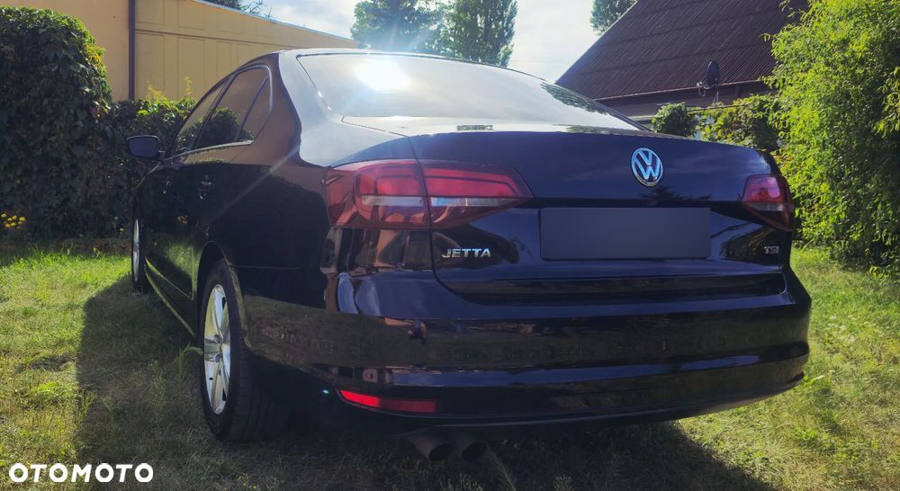 Volkswagen Jetta - 9