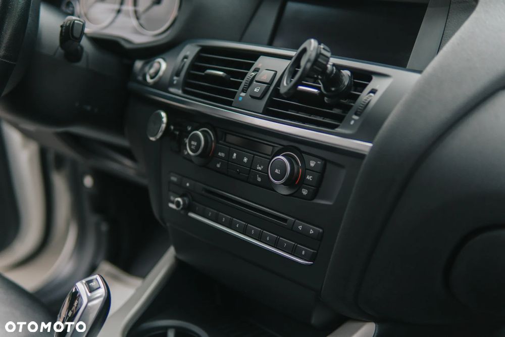 BMW X3 xDrive20d xLine - 17