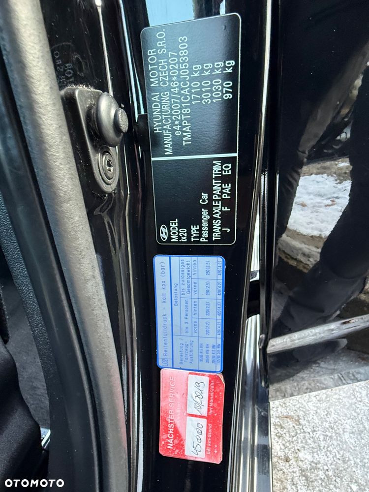 Hyundai ix20 1.4 blue Comfort - 14