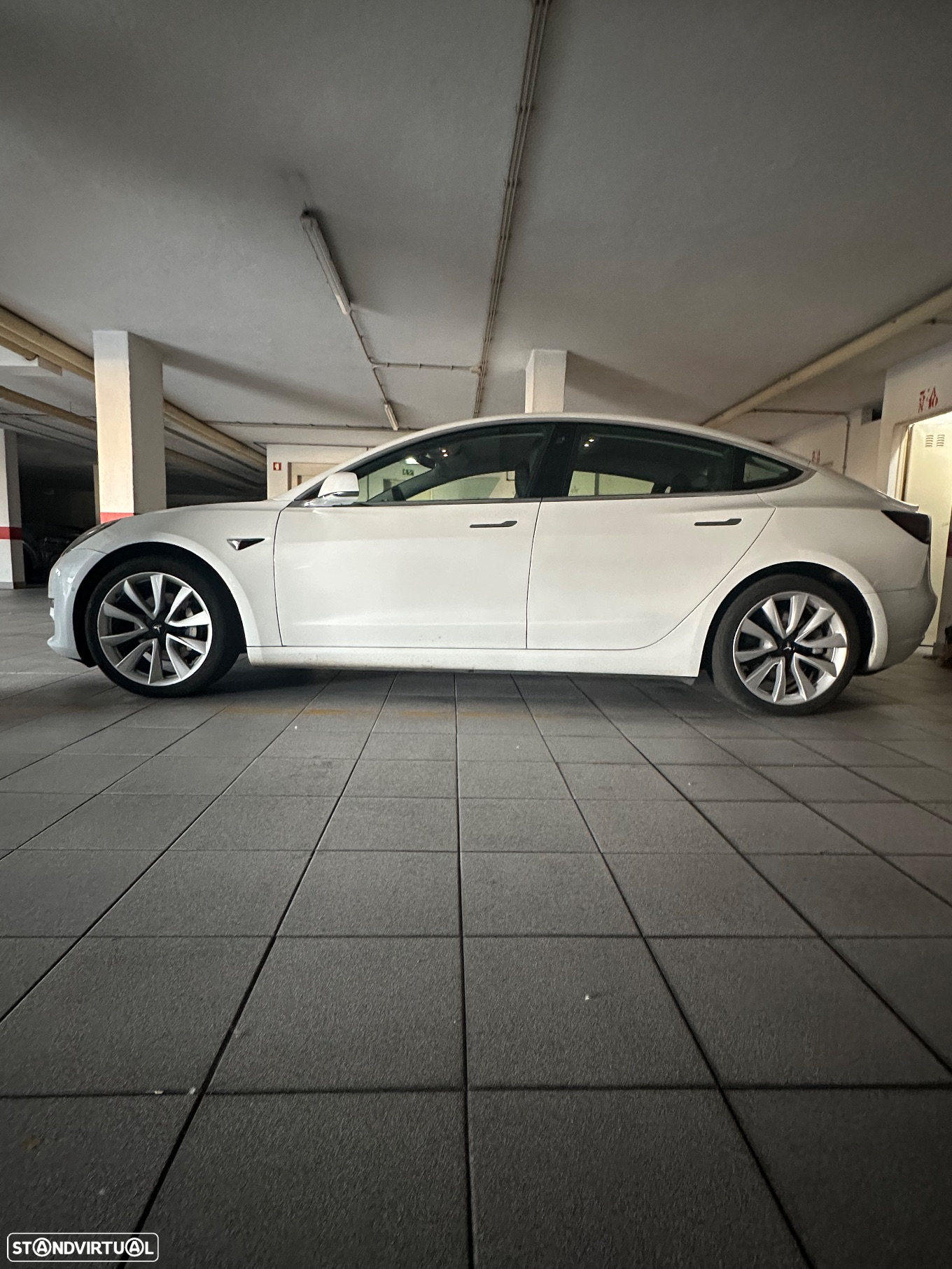 Tesla Model 3 Long Range AWD Dual Motor - 34