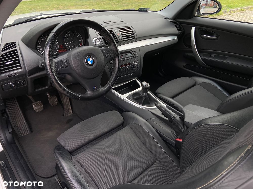 BMW Seria 1 - 15