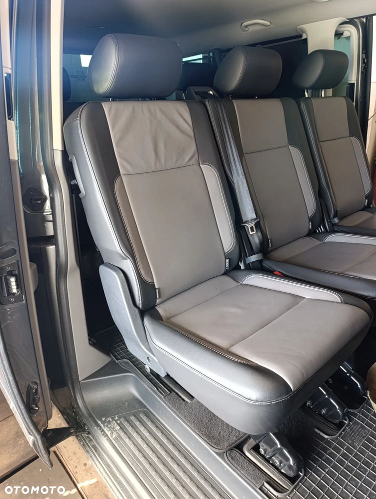 Volkswagen Caravelle 2.0 TDI L2 Highline 4Motion DSG - 5