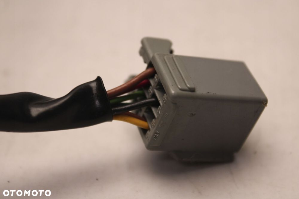 ford focus mk2 cc cabrio 05r- lusterko prawe zewnętrzne 6 pinów c7 - 8