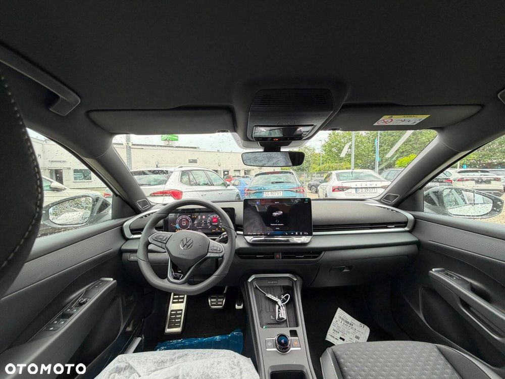 Volkswagen T-Roc - 5
