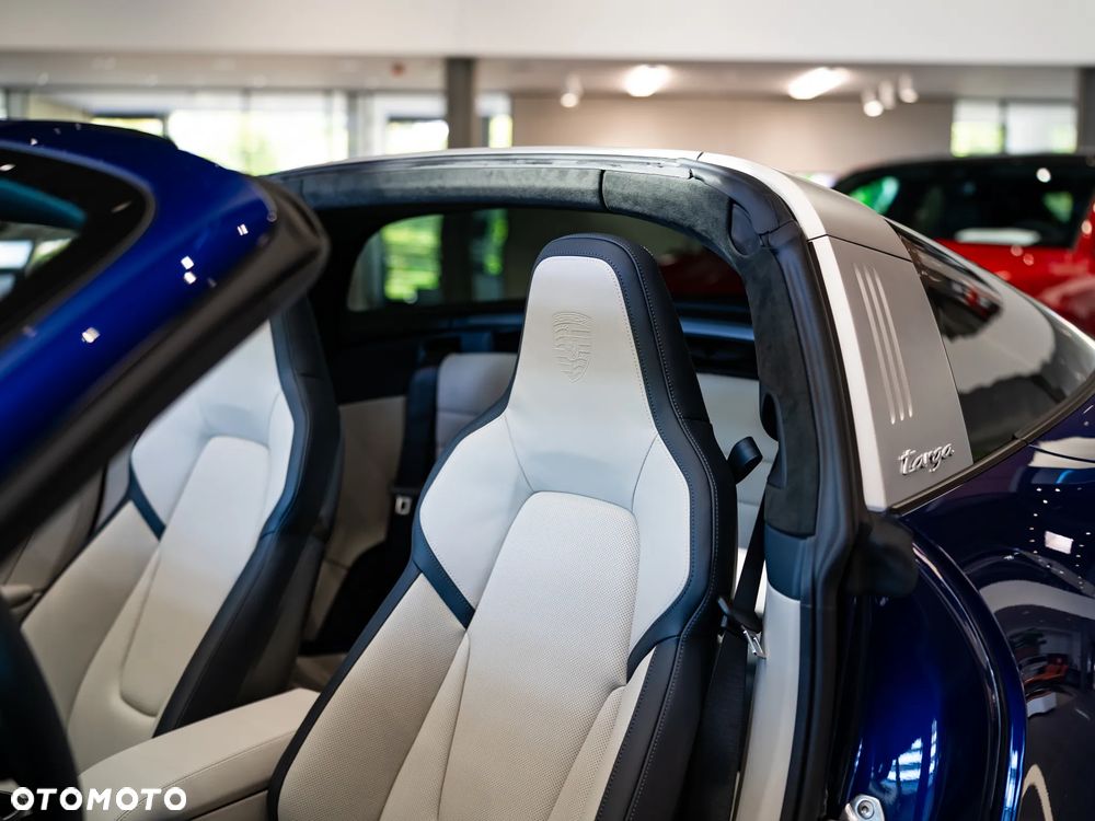 Porsche 911 Targa 4S - 20