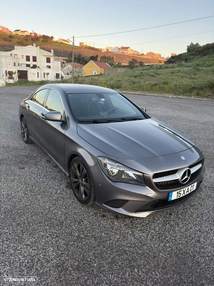 Mercedes-Benz CLA 180 d Shooting Brake Urban - 1