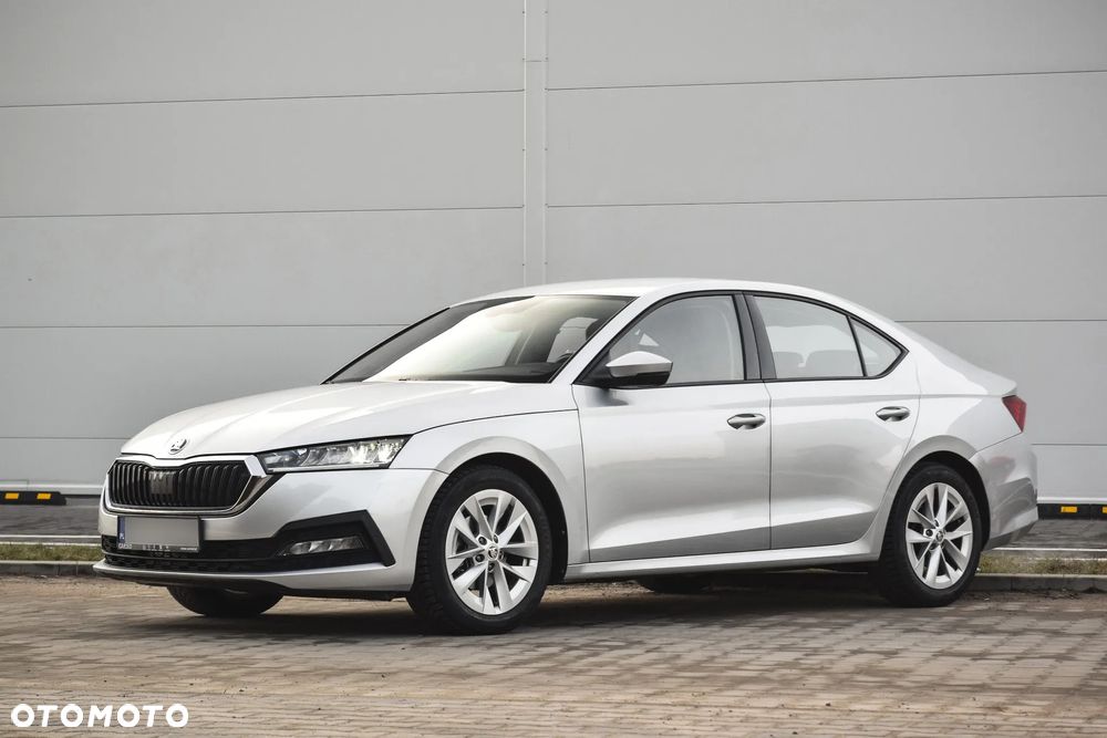 Skoda Octavia 1.5 TSI ACT Ambition - 8