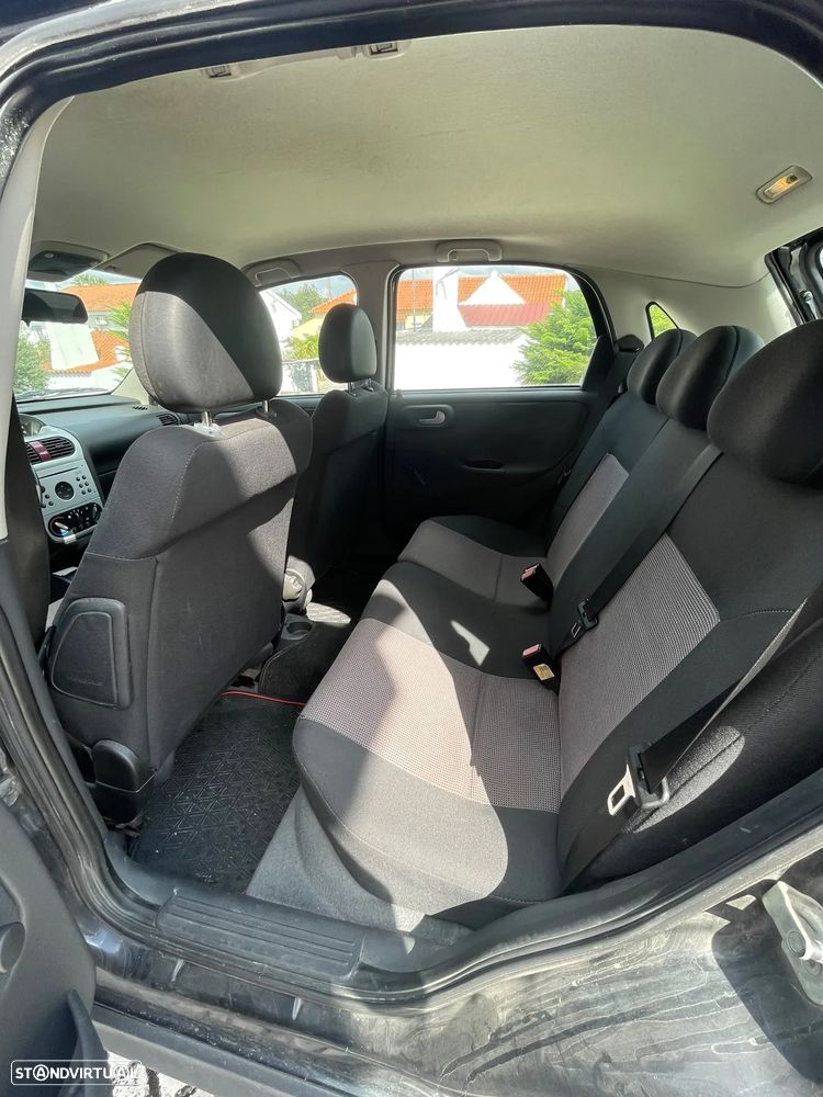 Opel Corsa - 13