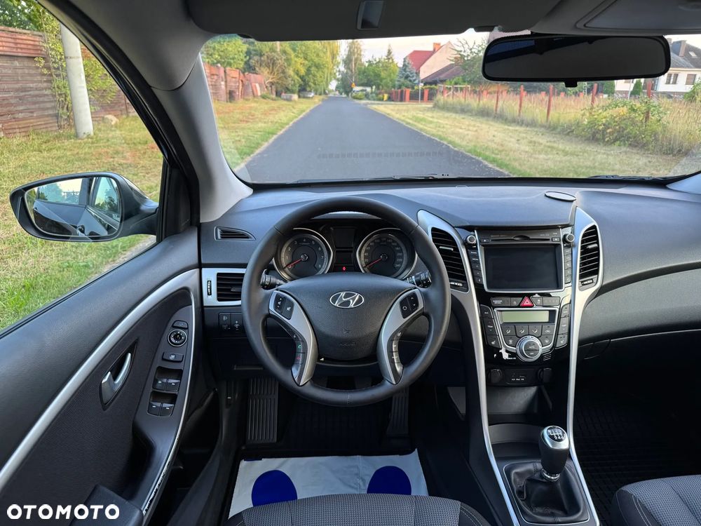 Hyundai i30 1.6 Fifa World Cup Edition - 28