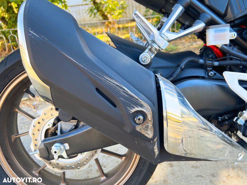 Honda CB 300R - 6