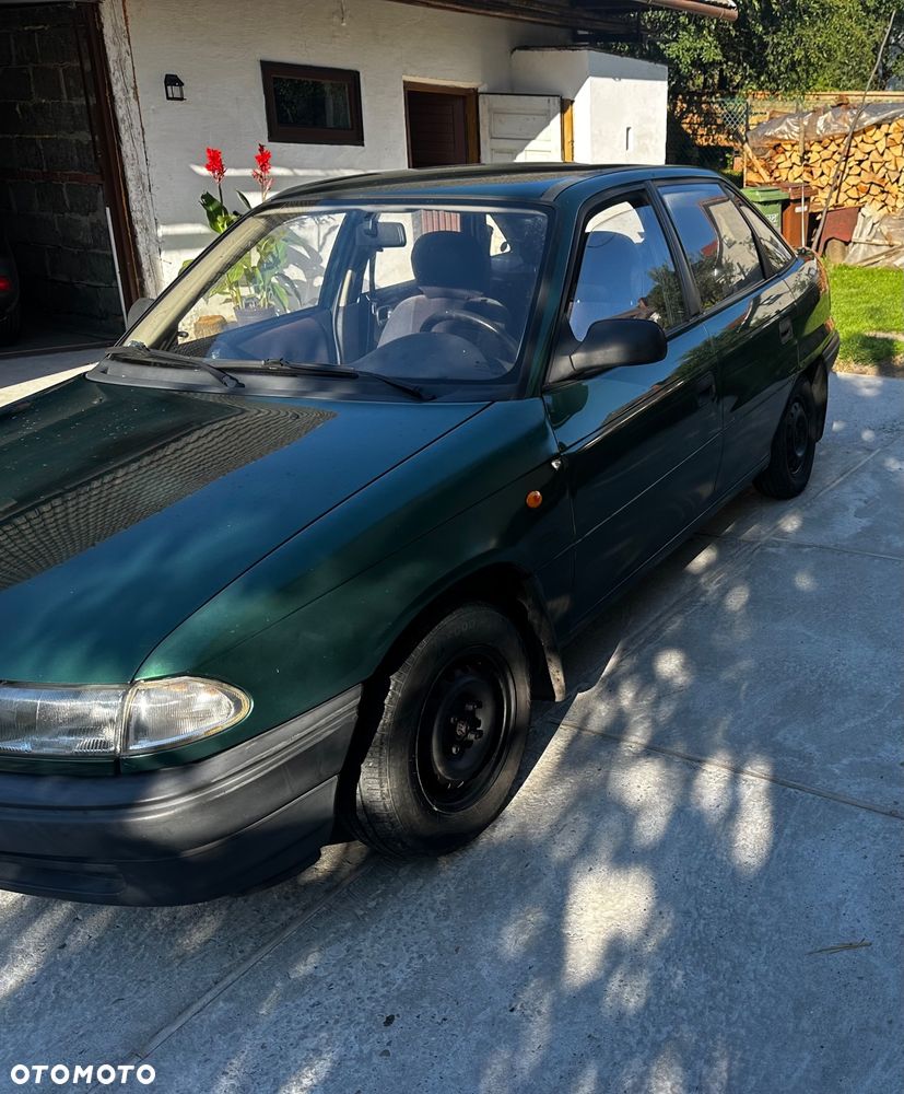 Opel Astra - 2
