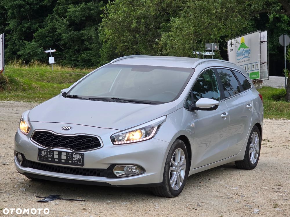 Kia Ceed 1.6 CRDi 128 97g Edition 7 - 3