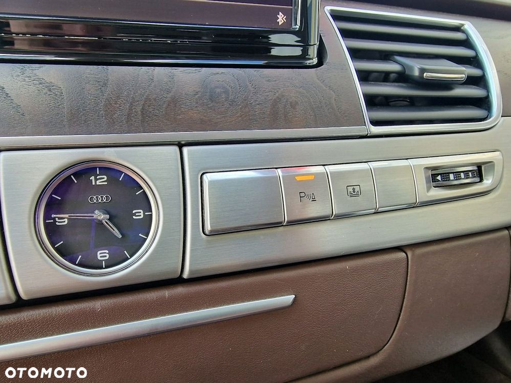 Audi A8 4.2 TDI DPF (clean diesel) quattro tiptronic Lang - 36