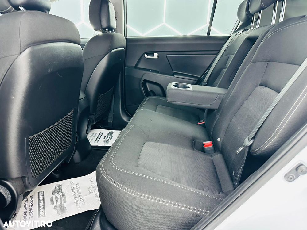 Kia Sportage 1.7 CRDI 2WD Attract - 16