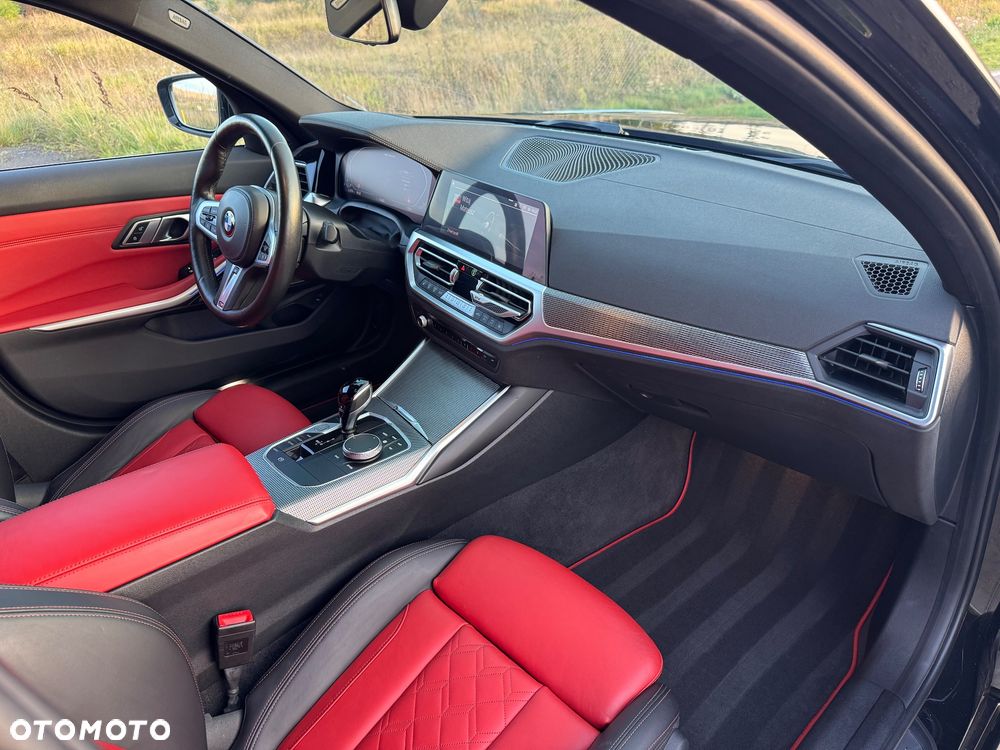 BMW Seria 3 M340i xDrive - 21