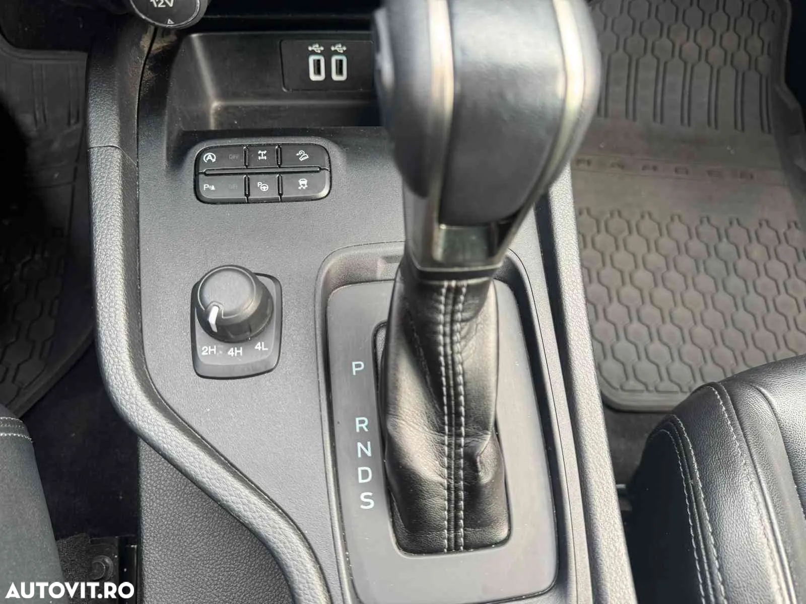 Ford Ranger - 8