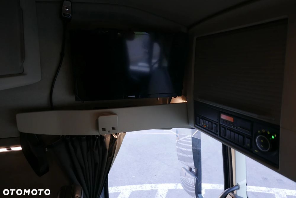 Volvo FH 460 EURO6 FH4 FH5 FULL OPCJA 21R ALU TV PODWÓJNE SZYBY NAVI KAMERA SKÓRA ELEKTRYCZNY OBRACANY FOTEL - 37